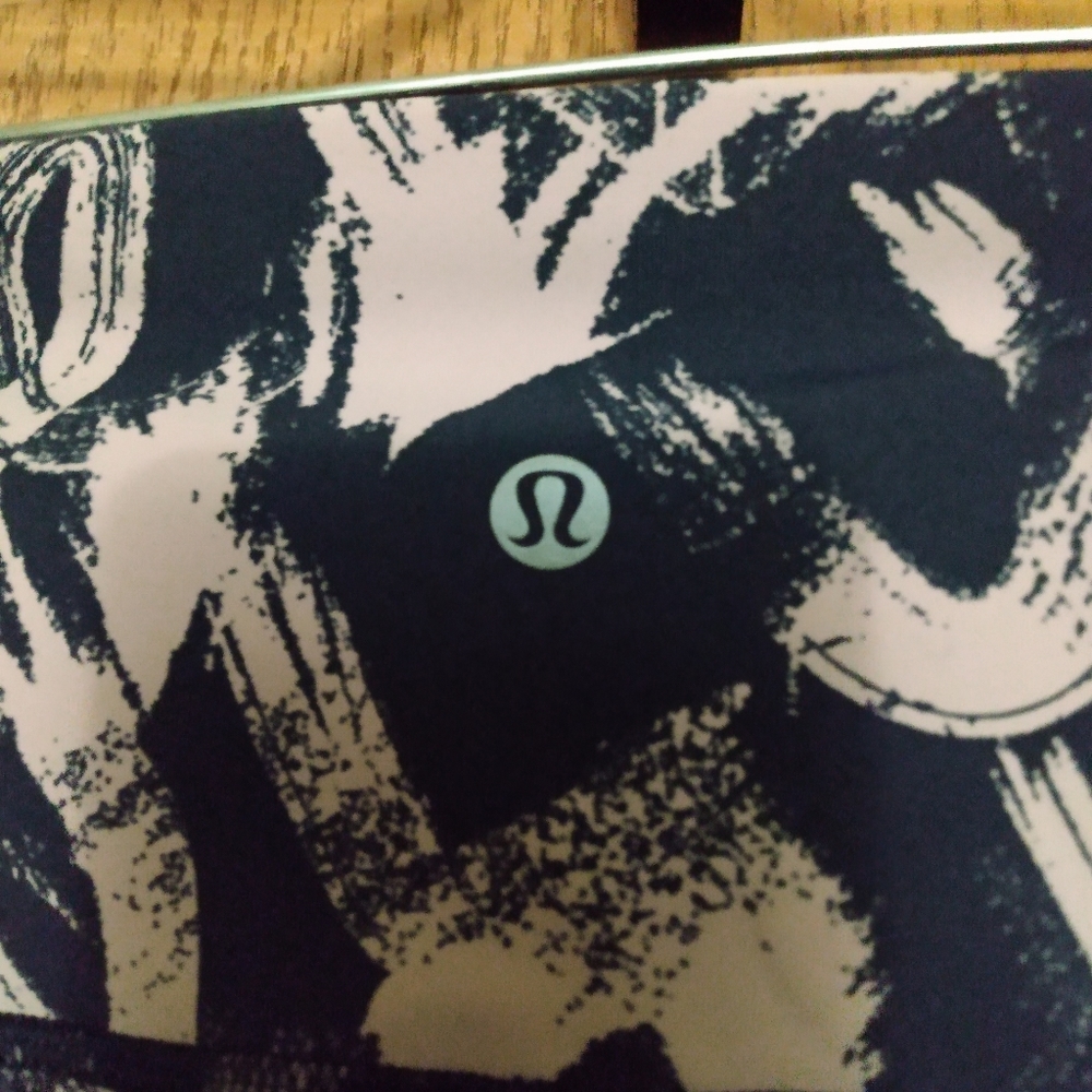 Lululemon Leggings 💙🩷 - Picture 6 of 7